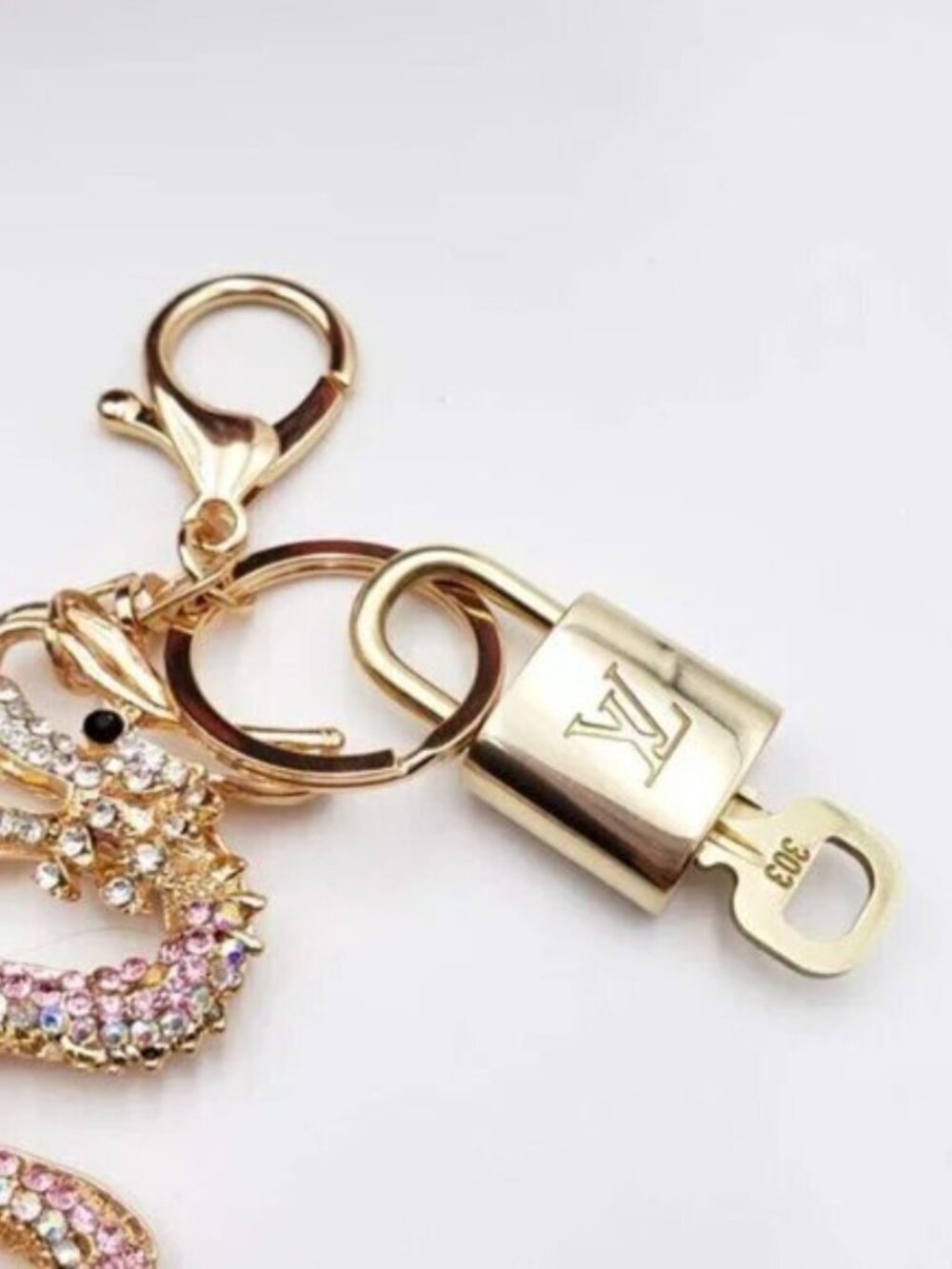 Authentic Louis Vuitton Gold Padlock 🔒 Key Set w/ Unbranded Dragon Bag Charm - Picture 5 of 9